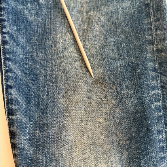 American Eagle Outfitters Blue Relaxed Jeans with Distressed Details - Picture 10 of 14